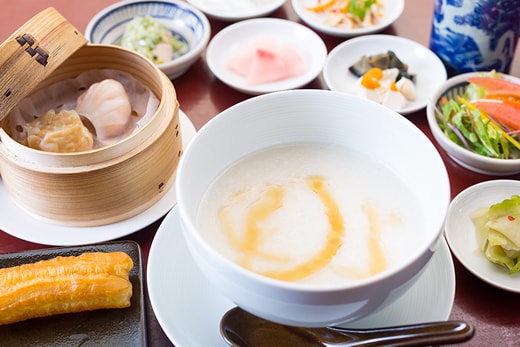 朝食・Roomsサービススライド